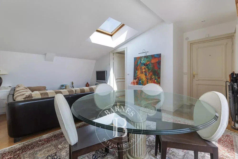 Sala de estar; luz natural, estilo moderno