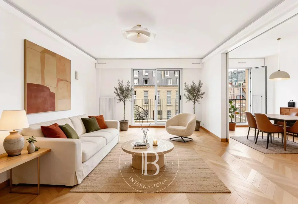 Wohnzimmer; holzboden, tageslicht, moderner stil