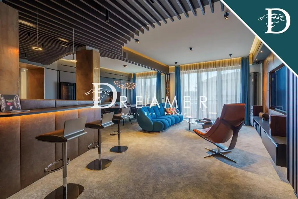 Wohnzimmer; moderner stil, hohe decken, tageslicht