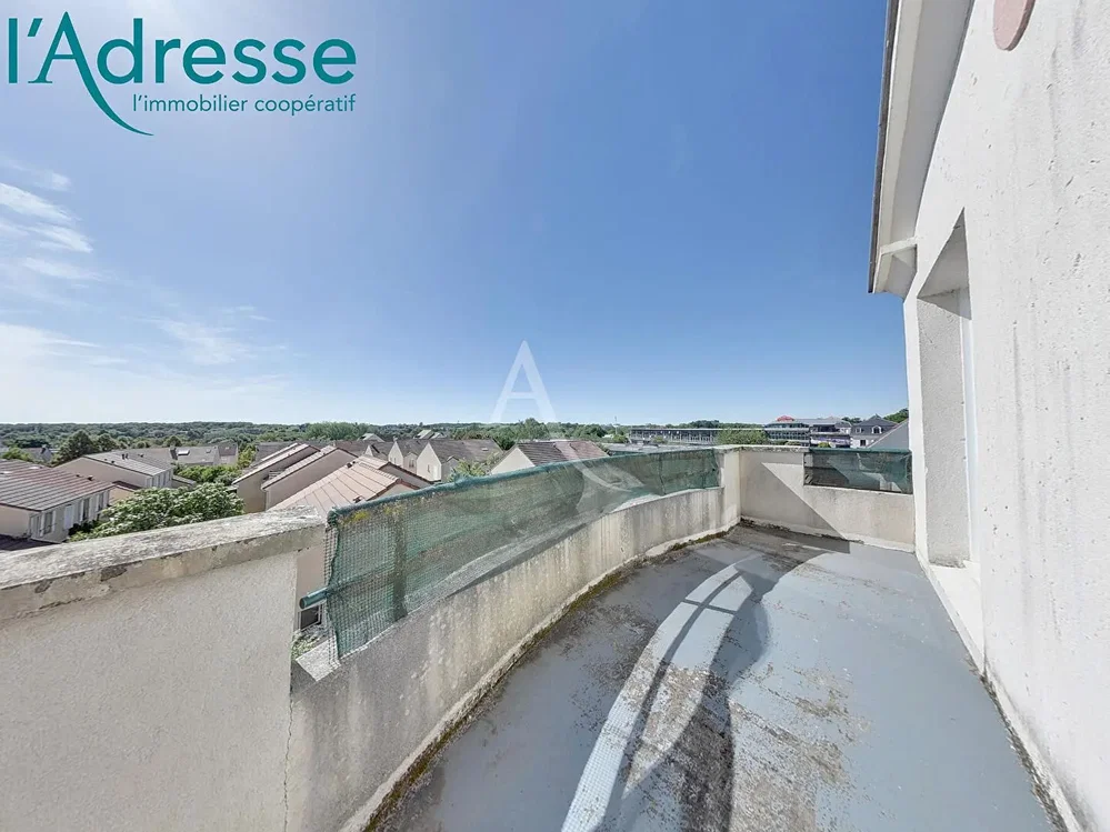 Balkon; blick, renovierungsbedürftig