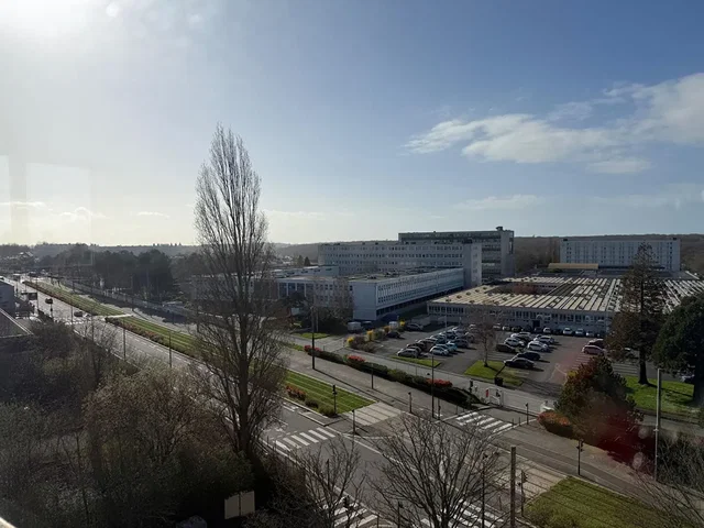 Casa e arredores; vista