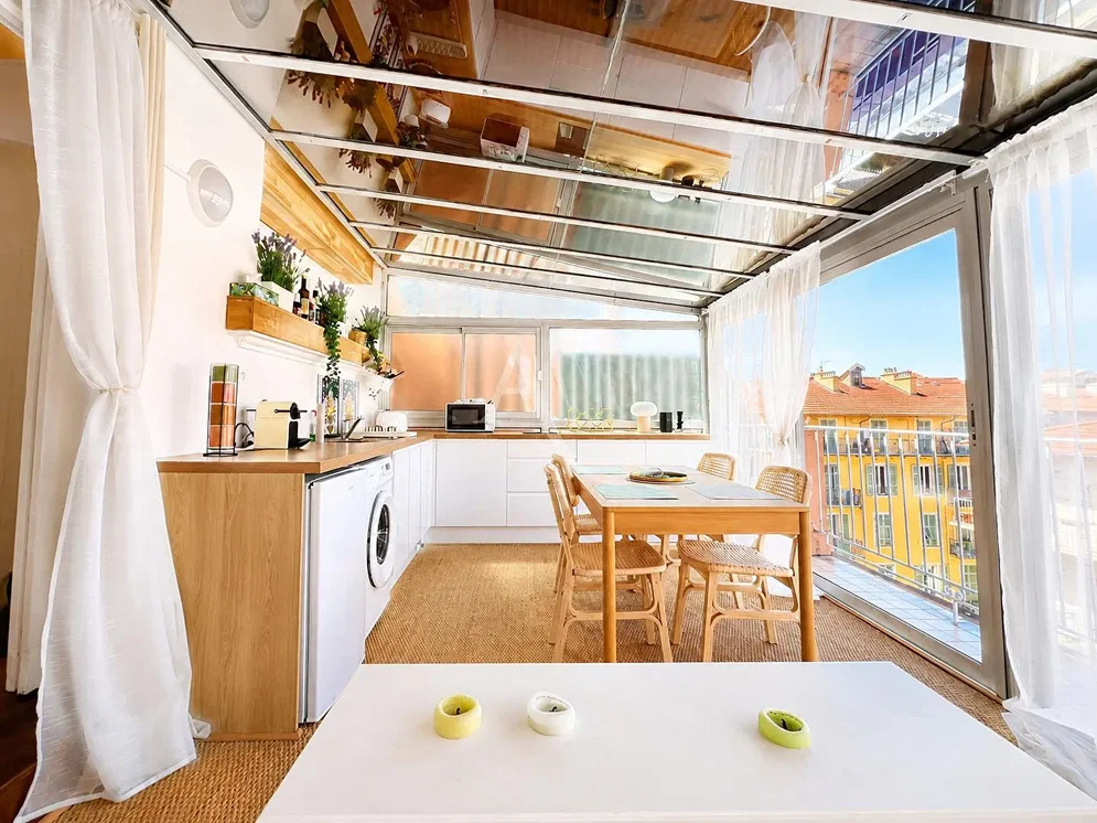 Cozinha; eletrodomésticos, vista, luz natural, estilo moderno