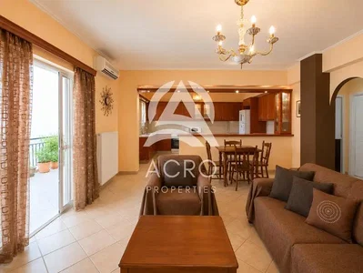 Living room; tile floor, natural light