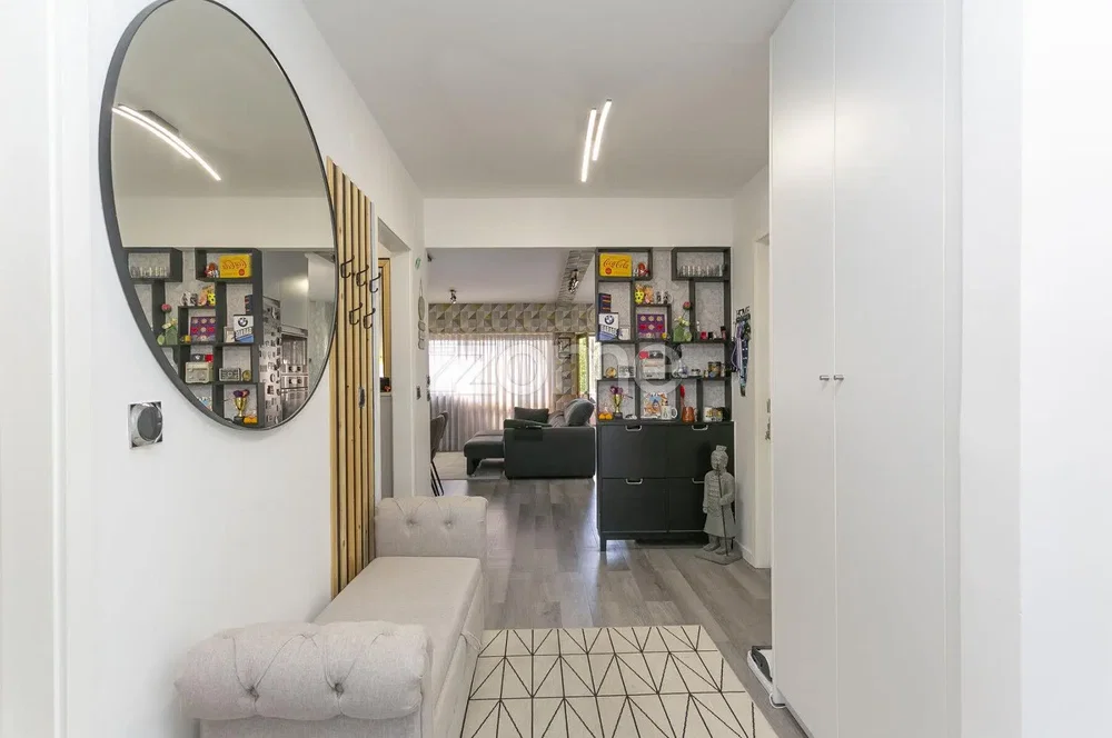 Cloakroom; wood floor, natural light, modern style