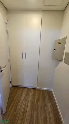 Garderobe; holzboden