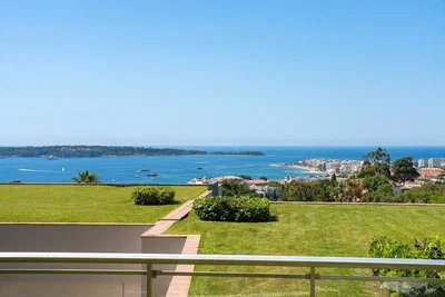 Terrasse; vue, lumière naturelle