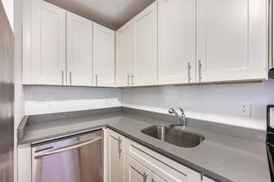 Cuisine; électroménager, carrelage