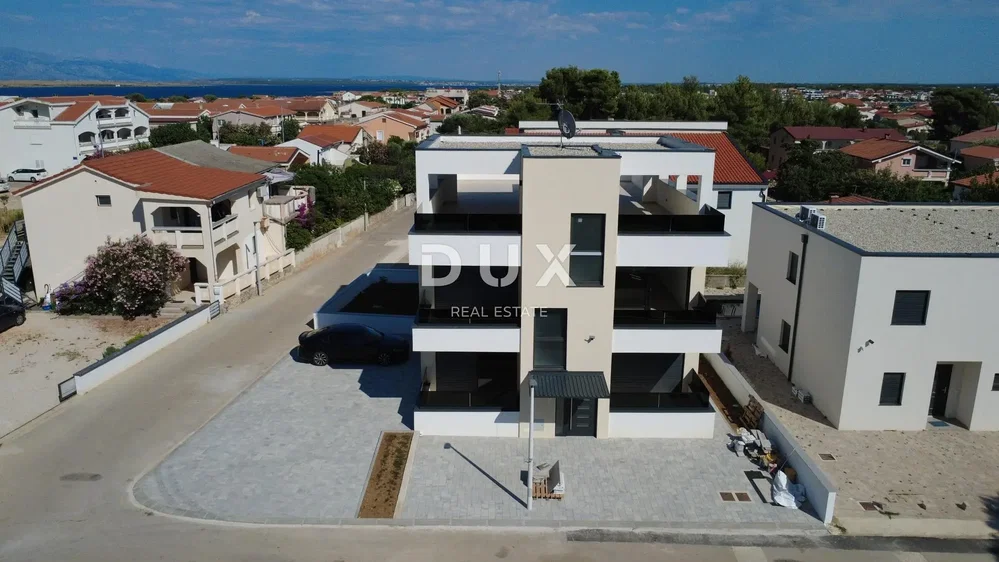Casa e dintorni; vista, luce naturale
