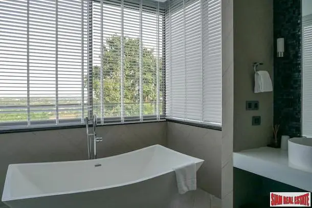 Baño; luz natural, vista