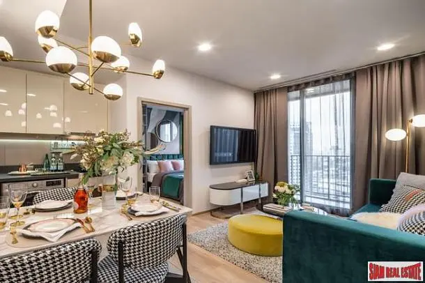 Wohnzimmer; moderner stil, holzboden, tageslicht, küchengeräte