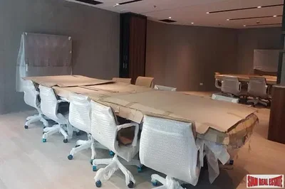 Overig; tegelvloer, renovatie nodig