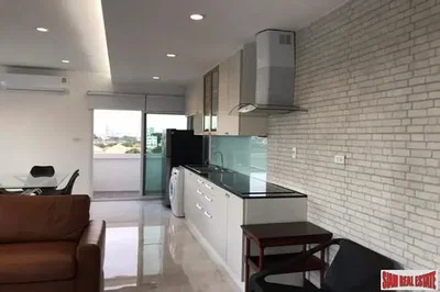 Σαλόνι; συσκευές κουζίνας, φυσικό φως, μοντέρνο στυλ, θέα