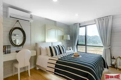 Dormitorio; luz natural, suelo de madera
