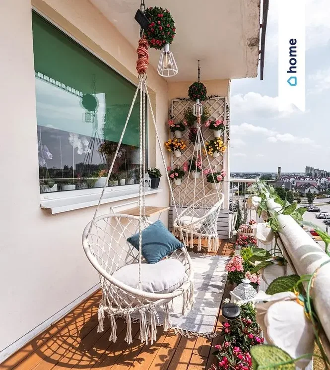 Balkon; přirozené světlo, výhled
