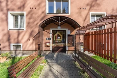Haus und umgebung