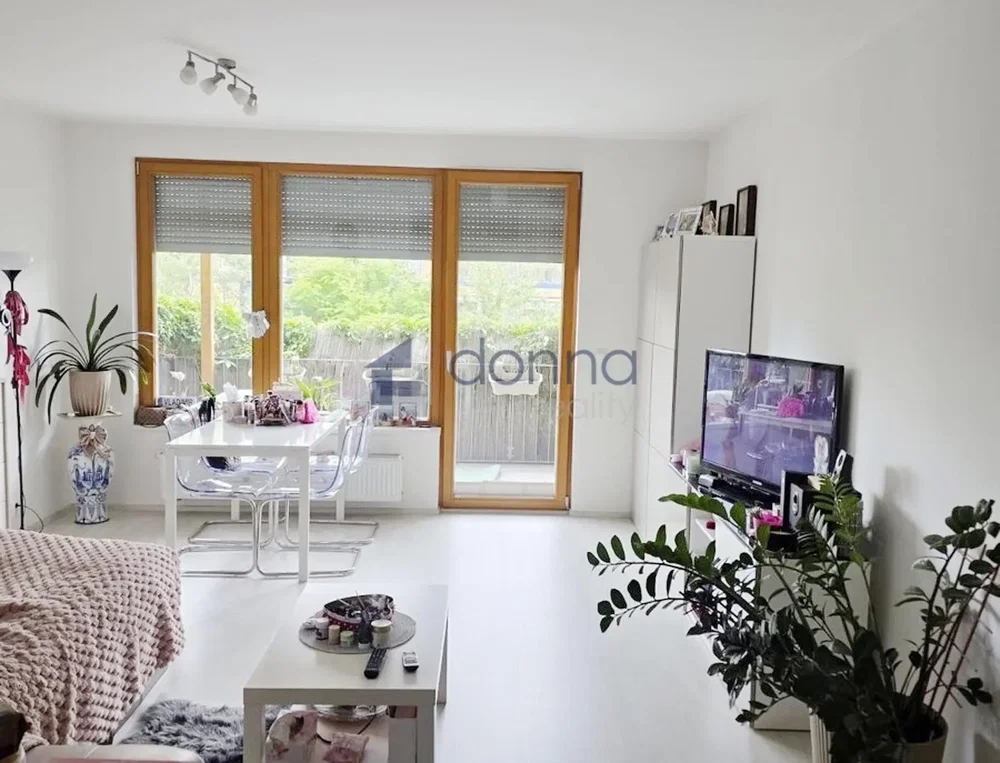 Wohnzimmer; tageslicht, moderner stil