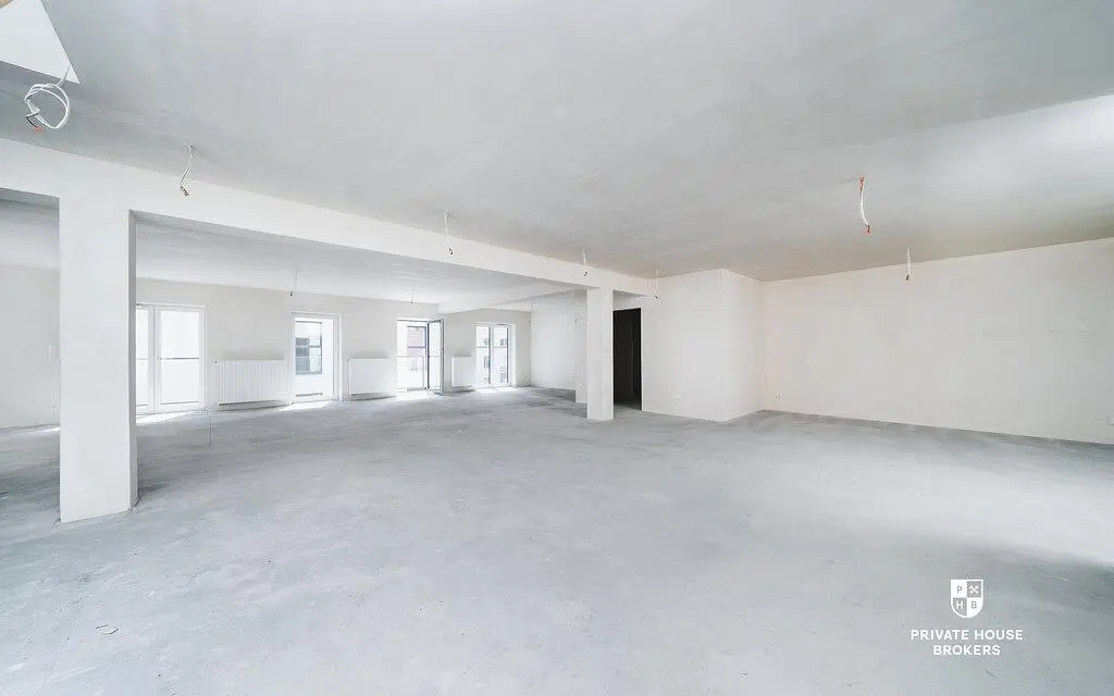 Ostale; prirodna svjetlost, potrebna renovacija