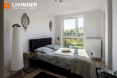 Spavaća soba; prirodna svjetlost, moderan stil