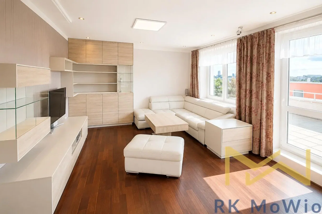 Wohnzimmer; tageslicht, holzboden, moderner stil