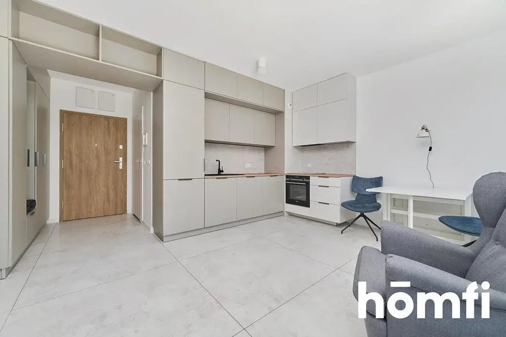 Küche; küchengeräte, tageslicht, moderner stil, renoviert