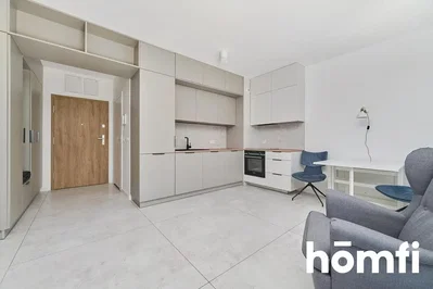 Küche; küchengeräte, tageslicht, moderner stil, renoviert