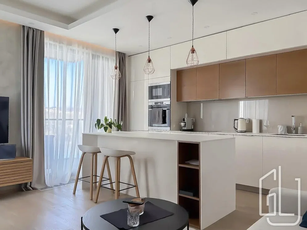 Cocina; electrodomésticos, luz natural, estilo moderno