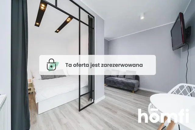 Schlafzimmer; holzboden, tageslicht, moderner stil