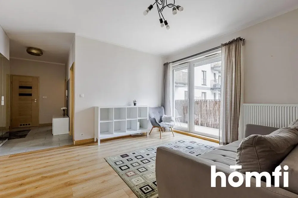 Wohnzimmer; tageslicht, holzboden, moderner stil