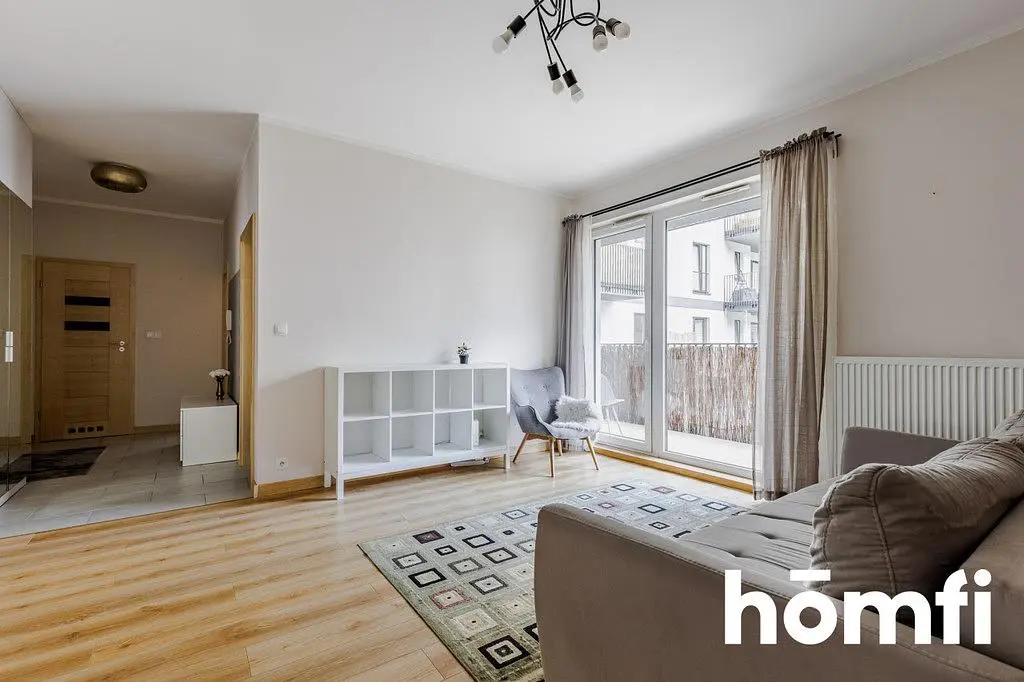 Wohnzimmer; tageslicht, holzboden, moderner stil