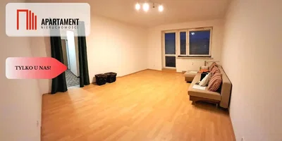 Salon; parquet, lumière naturelle