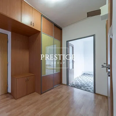 Cloakroom; wood floor, renovated