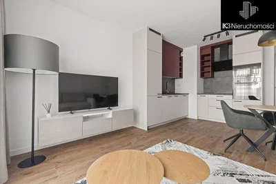 Wohnzimmer; tageslicht, holzboden, moderner stil, küchengeräte