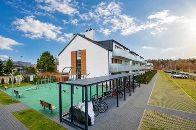 Casa e arredores; vista, luz natural