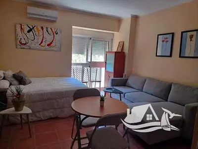Wohnzimmer; tageslicht, moderner stil