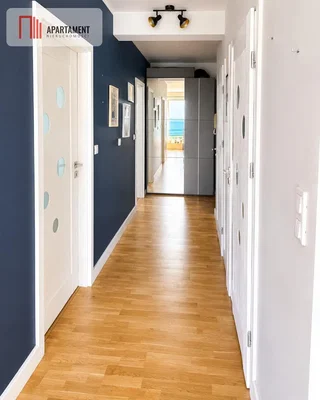 Autre; parquet, lumière naturelle, rénové