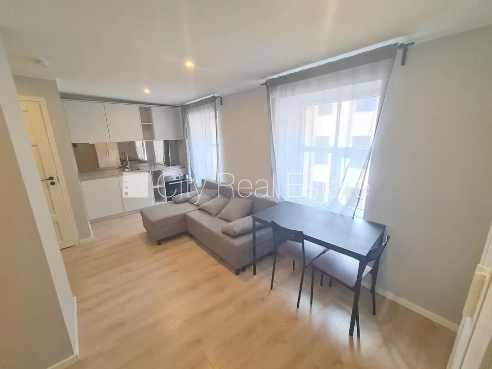 Wohnzimmer; küchengeräte, tageslicht, moderner stil
