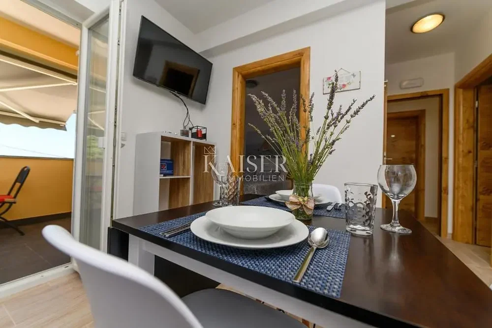 Sala de estar; luz natural, estilo moderno