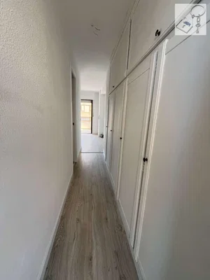 Autre; parquet, lumière naturelle