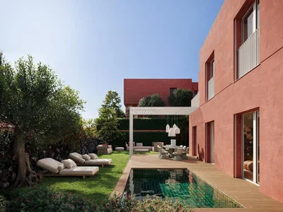 Maison et environs; lumière naturelle, vue