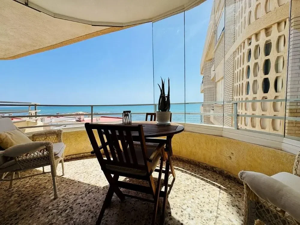 Balkon; manzara, doğal ışık