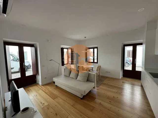 Salon; parquet, lumière naturelle