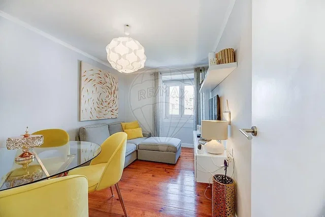 Living room; natural light, modern style