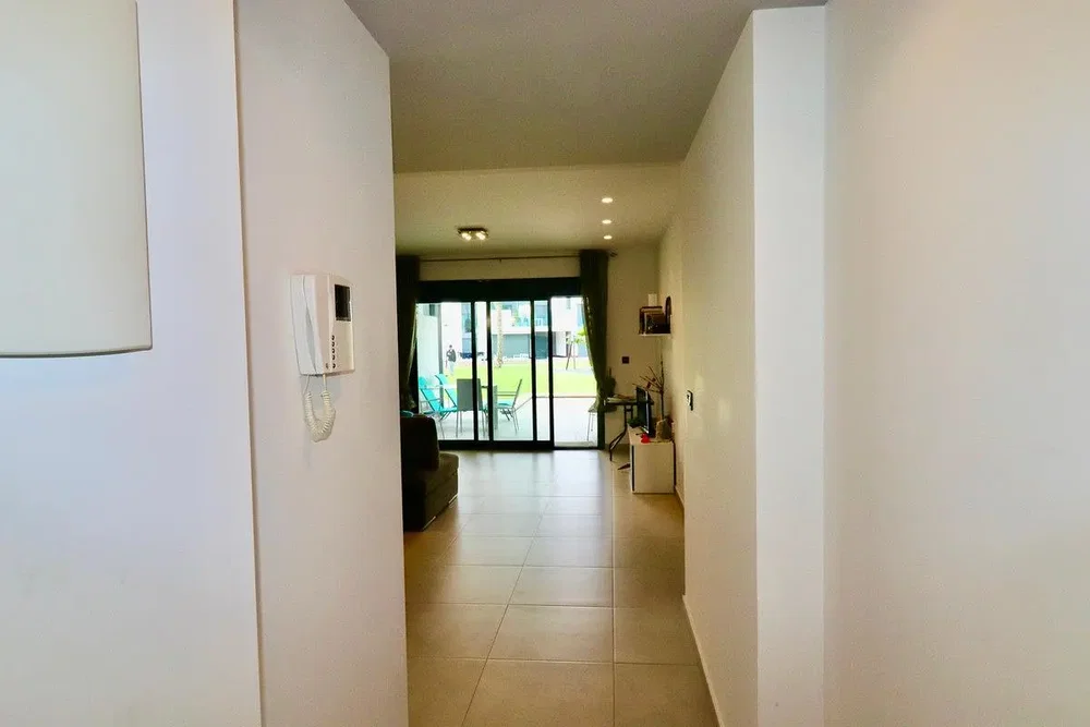 Autre; carrelage, lumière naturelle