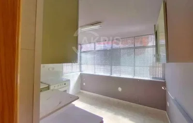 Mutfak; doğal ışık, tadilat gerekiyor