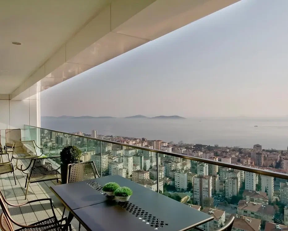 Balkon; uitzicht, natuurlijk licht