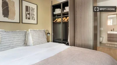 Chambre; parquet, lumière naturelle, style moderne