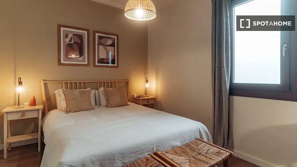 Schlafzimmer; tageslicht, moderner stil