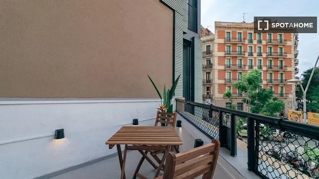 Balcone; vista, luce naturale
