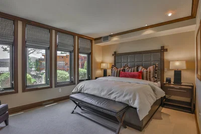 Chambre; lumière naturelle, style moderne