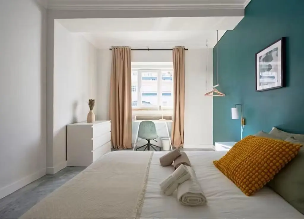 Chambre; lumière naturelle, style moderne
